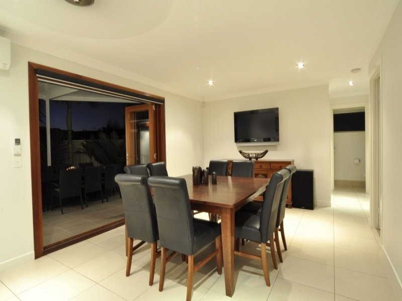 16 Cattleya Court, Hollywell QLD 4216