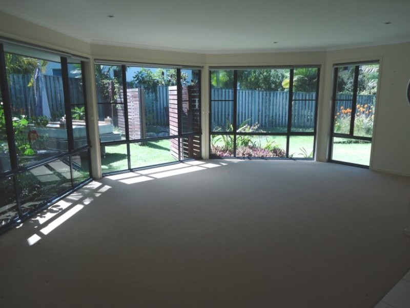 6 Condor Drive, Coomera QLD 4209