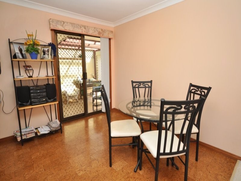 2/8 Maiala Close, Paradise Point QLD 4216