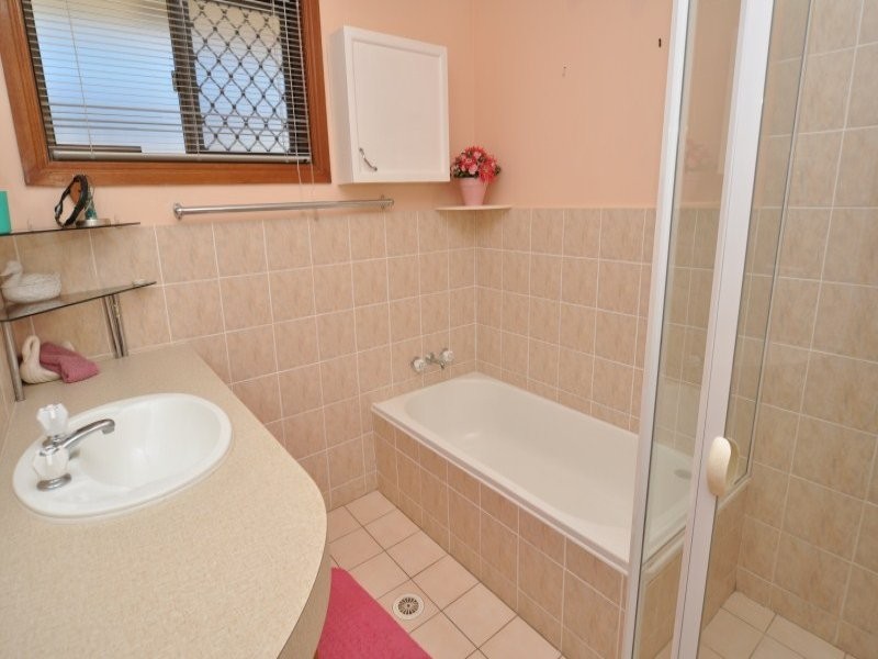 2/8 Maiala Close, Paradise Point QLD 4216