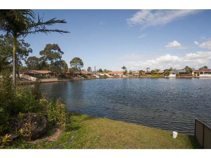 1/8 Possum Court, Coombabah QLD 4216