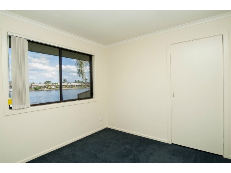 1/8 Possum Court, Coombabah QLD 4216