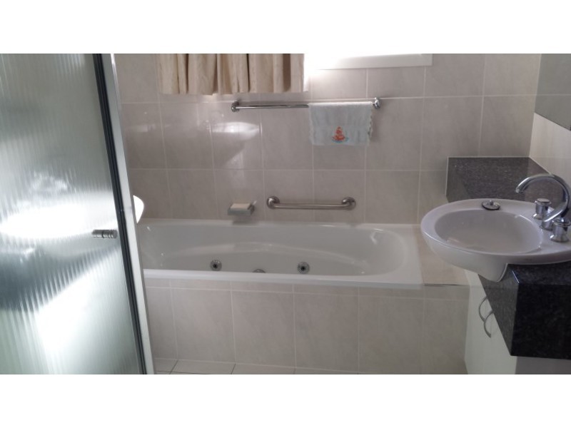 67 Whiting Street, Labrador QLD 4215