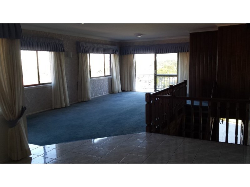 67 Whiting Street, Labrador QLD 4215