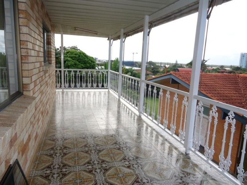 67 Whiting Street, Labrador QLD 4215