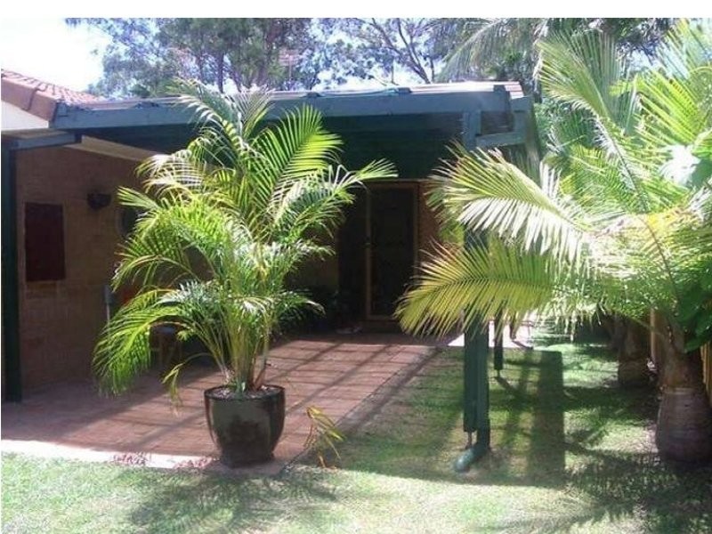 1/49 Morinda Way, Labrador QLD 4215