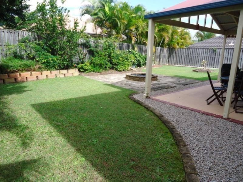 16 Brittany Drive, Oxenford QLD 4210