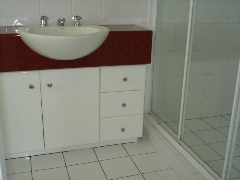 76 Burrendong Road, Coombabah QLD 4216