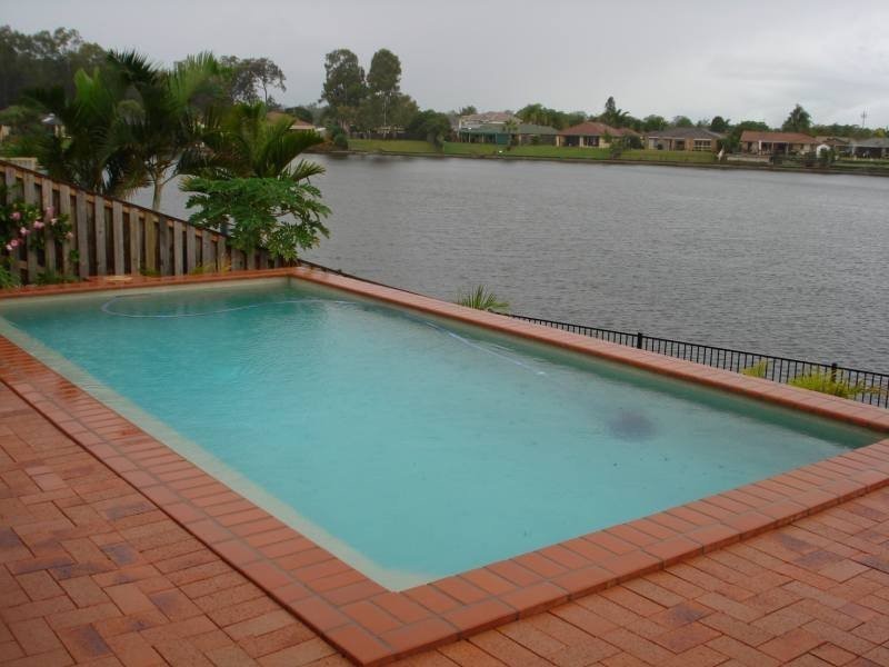 76 Burrendong Road, Coombabah QLD 4216