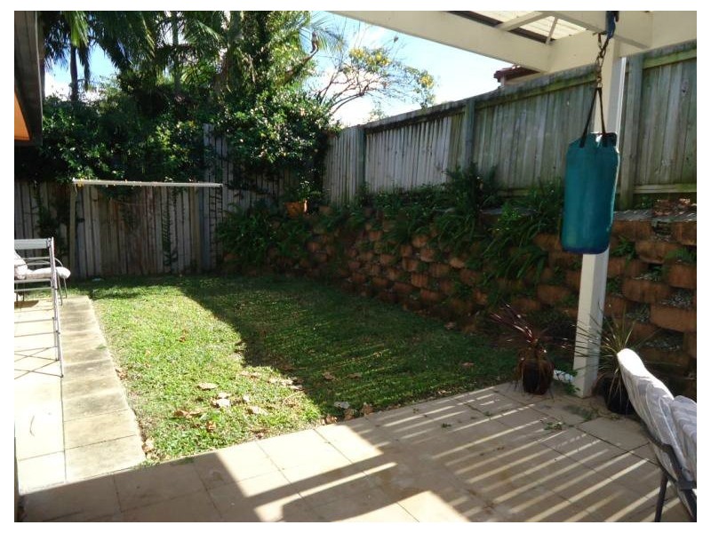 2/5 Orkney Place, Labrador QLD 4215