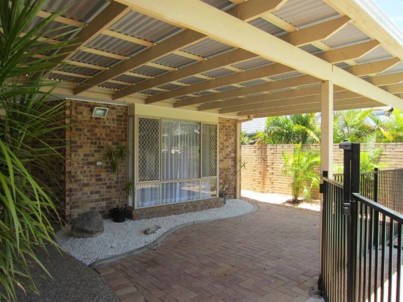 8 Clipper Court, Biggera Waters QLD 4216