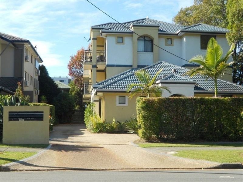 6/129 Muir Street, Labrador QLD 4215