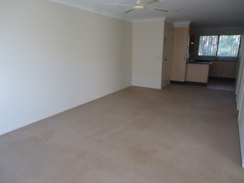 6/129 Muir Street, Labrador QLD 4215