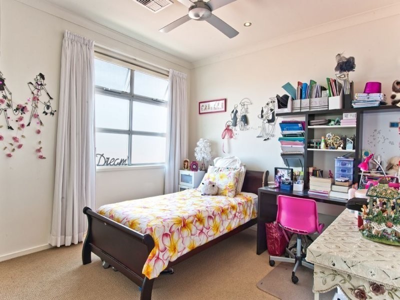 1/15 Teal Avenue, Paradise Point QLD 4216