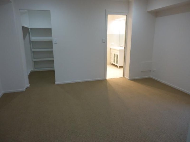 8 Picton Court, Upper Coomera QLD 4209