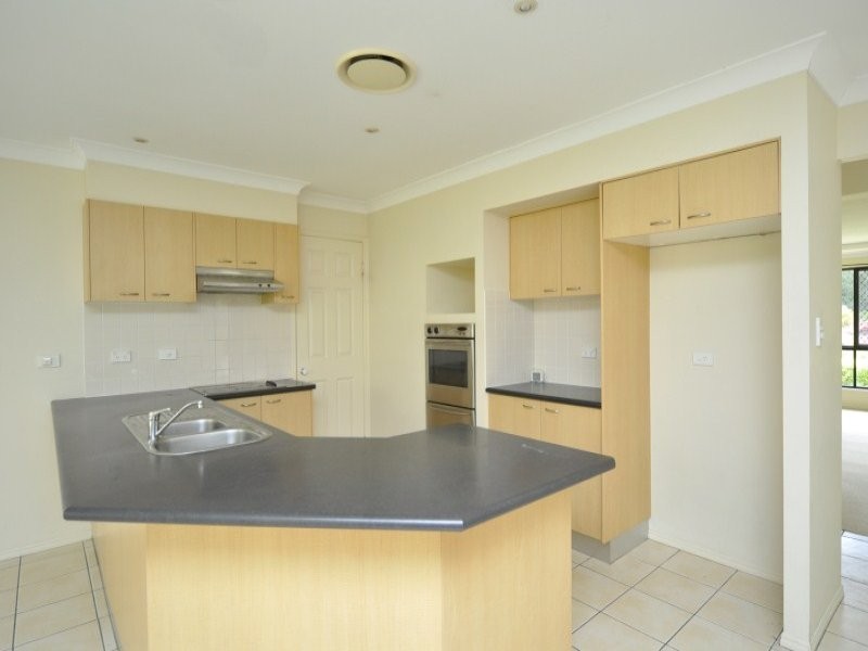 5 Watergum Parade, Molendinar QLD 4214