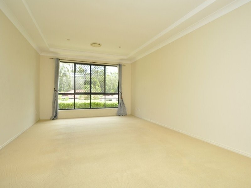 5 Watergum Parade, Molendinar QLD 4214
