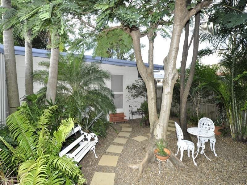 3 Esplanade West, Paradise Point QLD 4216