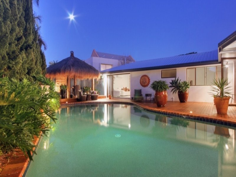 5 Torio Place, Runaway Bay QLD 4216