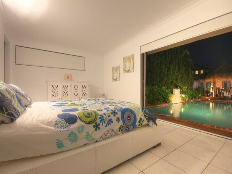 5 Torio Place, Runaway Bay QLD 4216