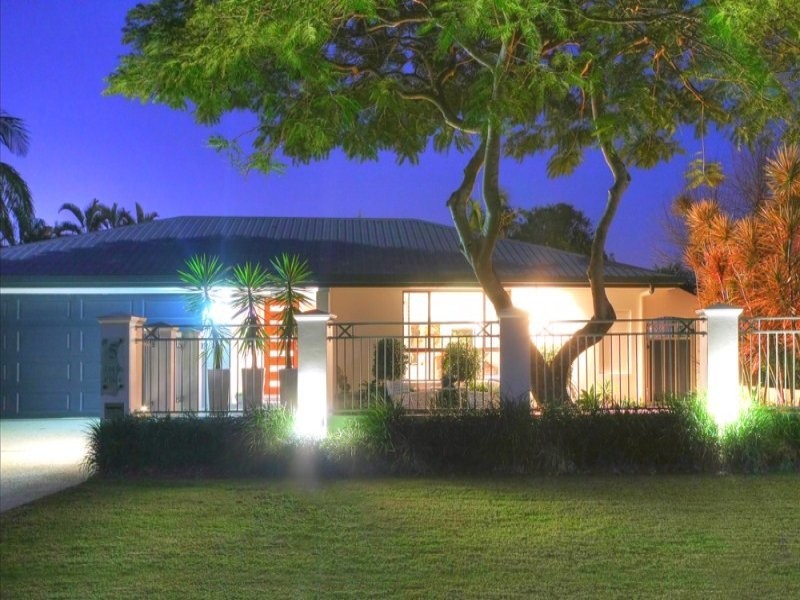 5 Torio Place, Runaway Bay QLD 4216