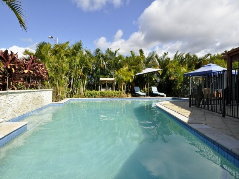 41 Howland Circuit, Pacific Pines QLD 4211