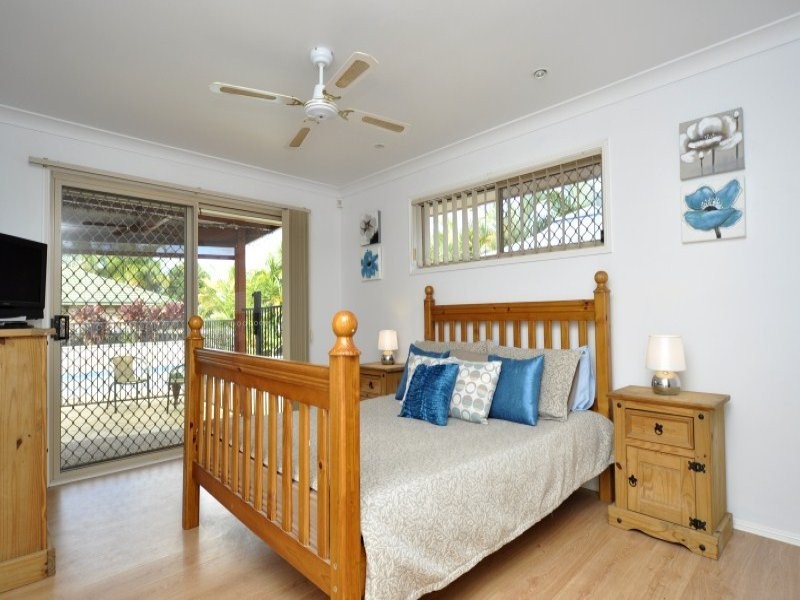 41 Howland Circuit, Pacific Pines QLD 4211