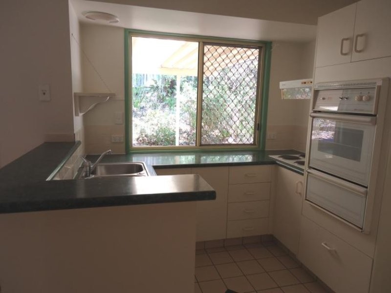 11/482 Pine Ridge Road, Coombabah QLD 4216