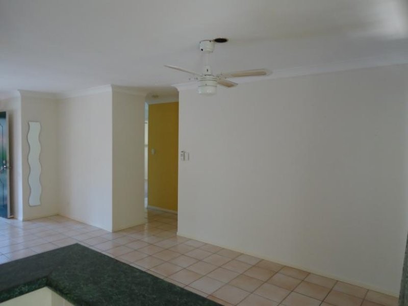 11/482 Pine Ridge Road, Coombabah QLD 4216