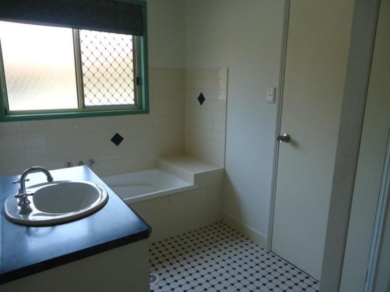 11/482 Pine Ridge Road, Coombabah QLD 4216