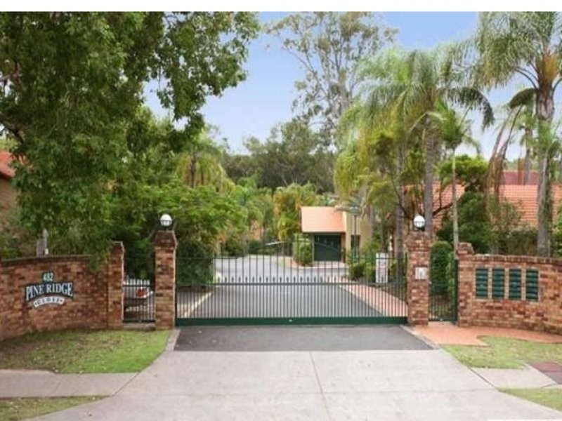 11/482 Pine Ridge Road, Coombabah QLD 4216
