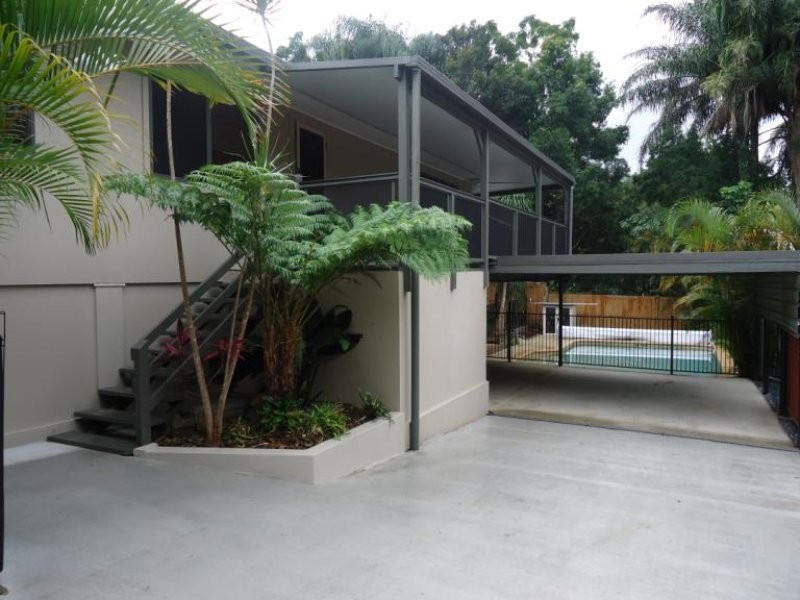 13 Babirra Street, Hope Island QLD 4212