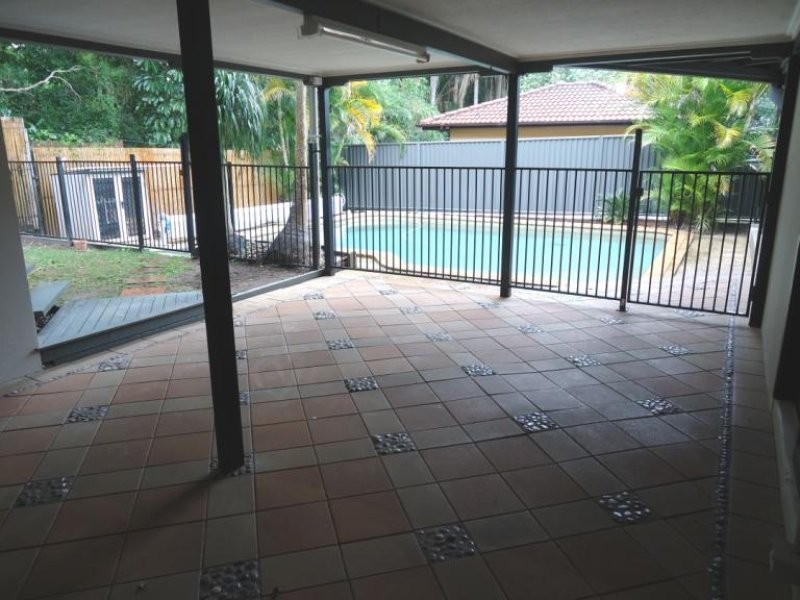 13 Babirra Street, Hope Island QLD 4212