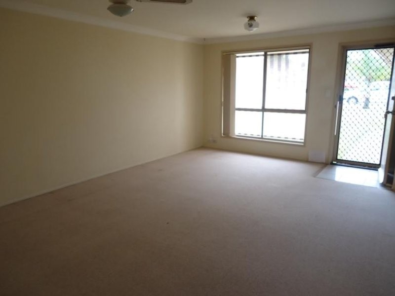 2/122 Oxley Drive, Paradise Point QLD 4216