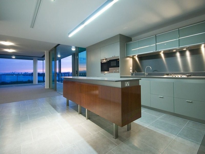 29506 Ephraim Island, Paradise Point QLD 4216