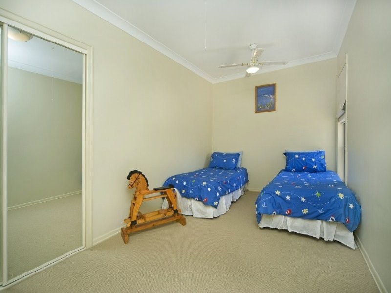 39 Lee Anne Crescent, Helensvale QLD 4212