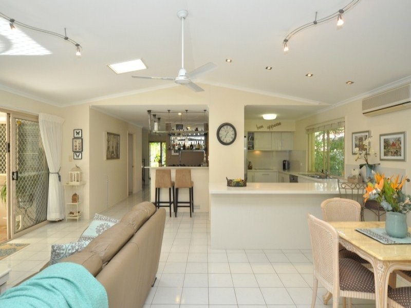 5 Cattleya Court, Hollywell QLD 4216