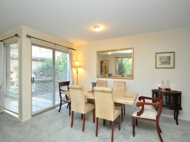 5 Cattleya Court, Hollywell QLD 4216