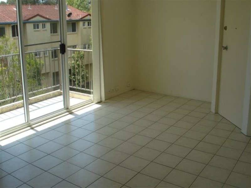 41/13 Brown Street, Labrador QLD 4215