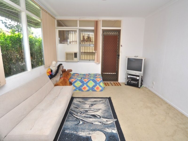 1/149 Frank Street, Labrador QLD 4215