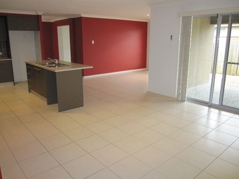 3 Lillypilly Court, Helensvale QLD 4212