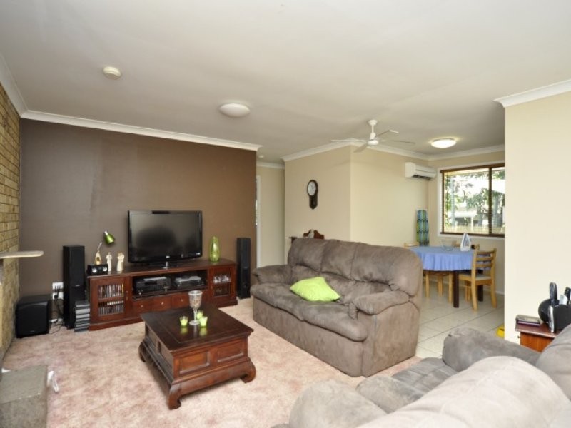 2/192 Oxley Drive, Coombabah QLD 4216