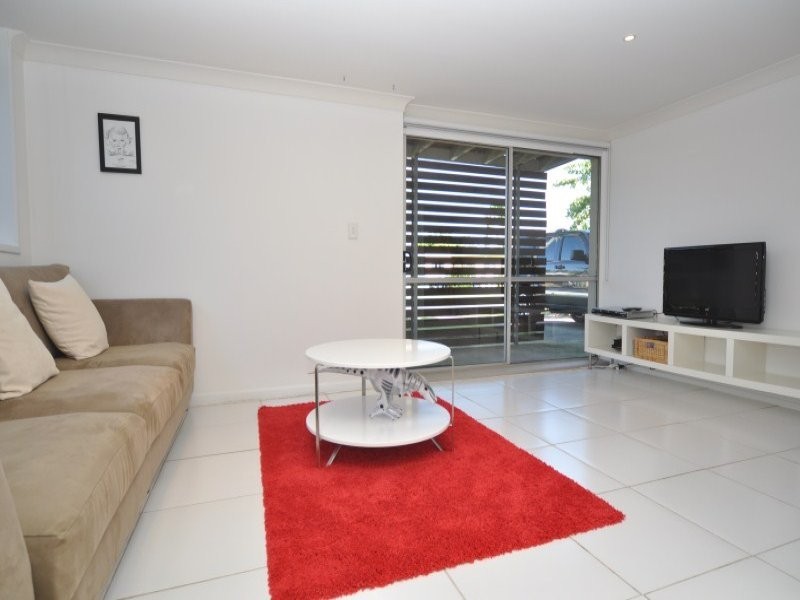 5 Bluegum Avenue, Hollywell QLD 4216