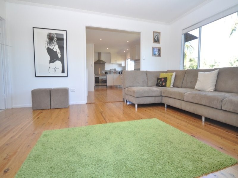 5 Bluegum Avenue, Hollywell QLD 4216