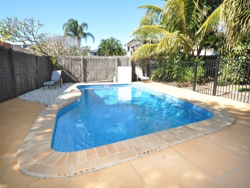 5 Bluegum Avenue, Hollywell QLD 4216