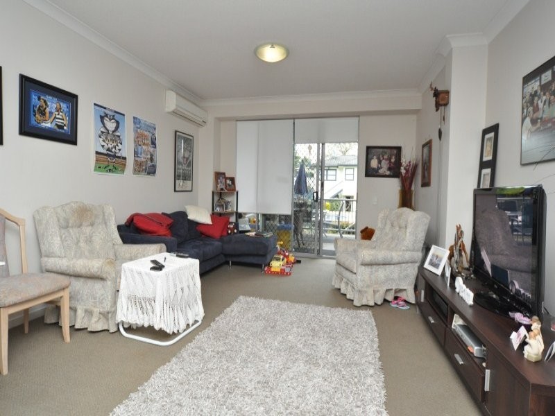 1/12 Bayview Street, Runaway Bay QLD 4216