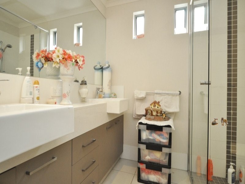 1/12 Bayview Street, Runaway Bay QLD 4216