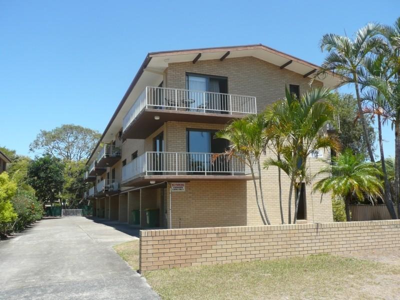 8/34 Imperial Parade, Labrador QLD 4215