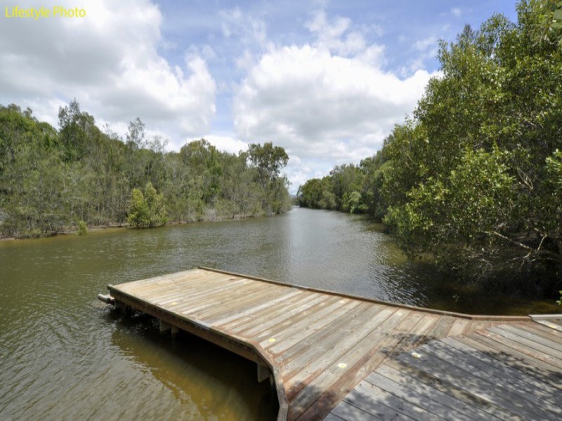10 Georgia Street, Coombabah QLD 4216