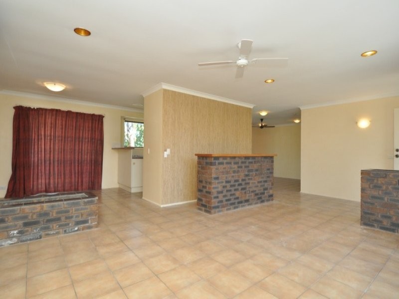 10 Eacham Avenue, Coombabah QLD 4216